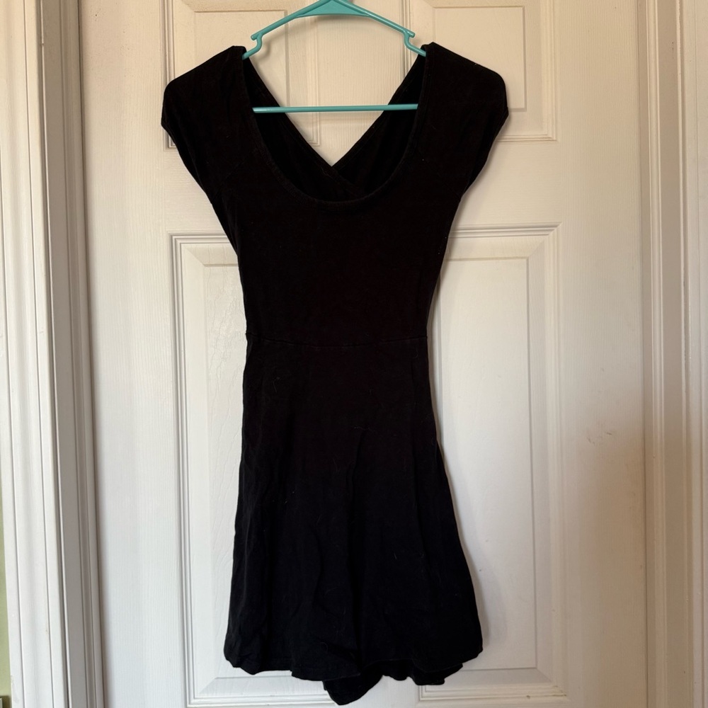 Black Brandy Cap Sleeve Cross-back Dress